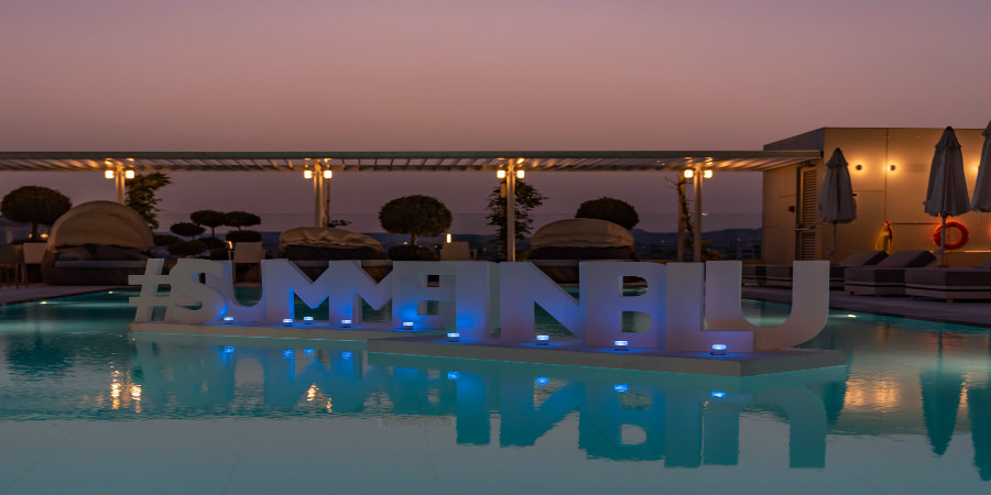 Επέστρεψε δυναμικά με ένα επιτυχημένο pool party το Radisson Blu Hotel, Larnaca